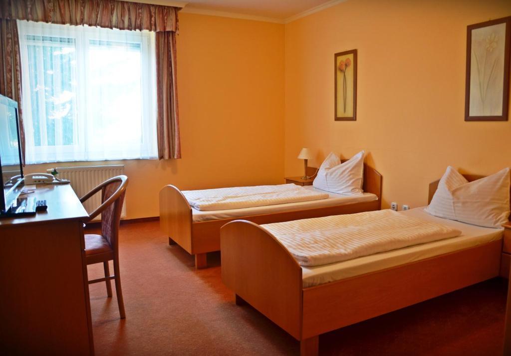 Hotel Weldi Ráb Pokoj fotografie